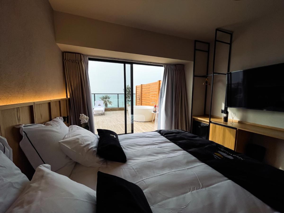 Share Suites Hotel Bat-Yam Bat Yam Esterno foto